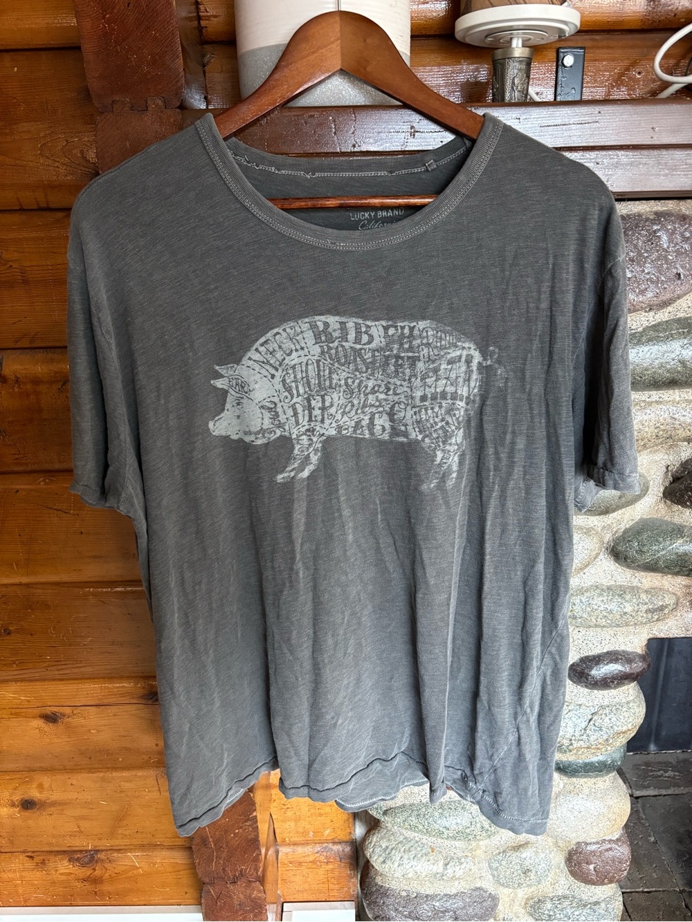 Lucky Brand California Single Stitch Pig Graphic Distressed T-Shirt L